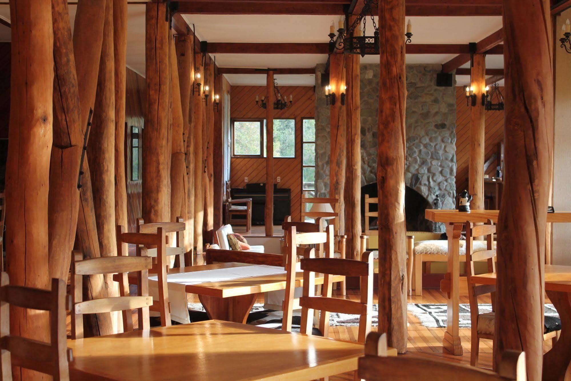 Mitico Puelo Lodge Las Gualas Exterior foto